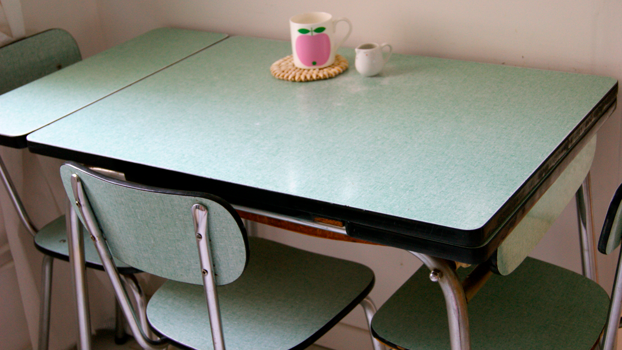 Table cuisine retro: images about poubelles on pinterest cuisine ...