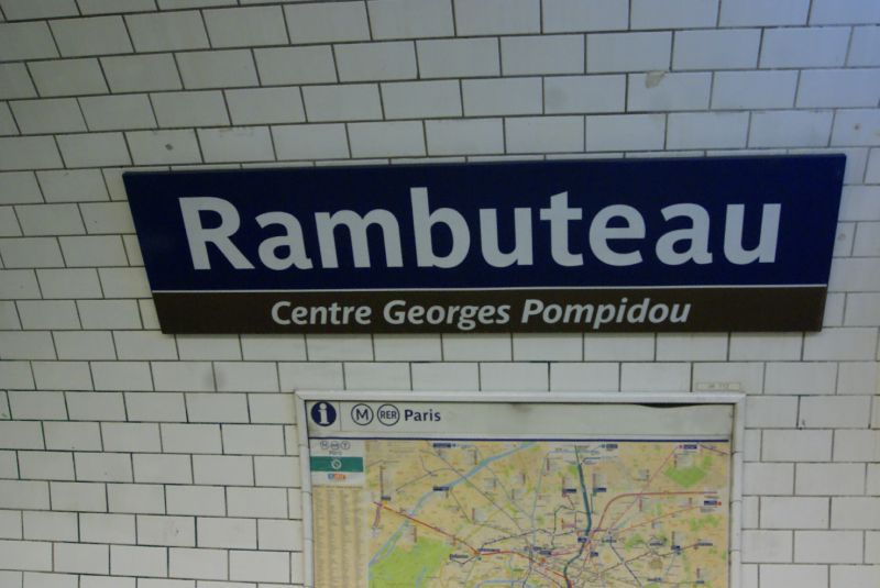 Rambuteau est une station de la ligne 11 du mÃ©tro (ChÃ¢telet-Mairie ...