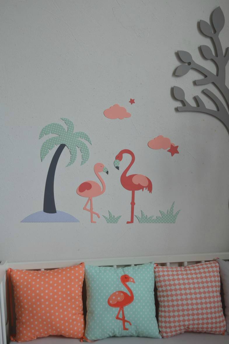 Décoration chambre bébé flamant rose palmier étoiles nuages mint ...