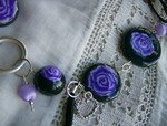 ras_du_cou_rose_violette_2