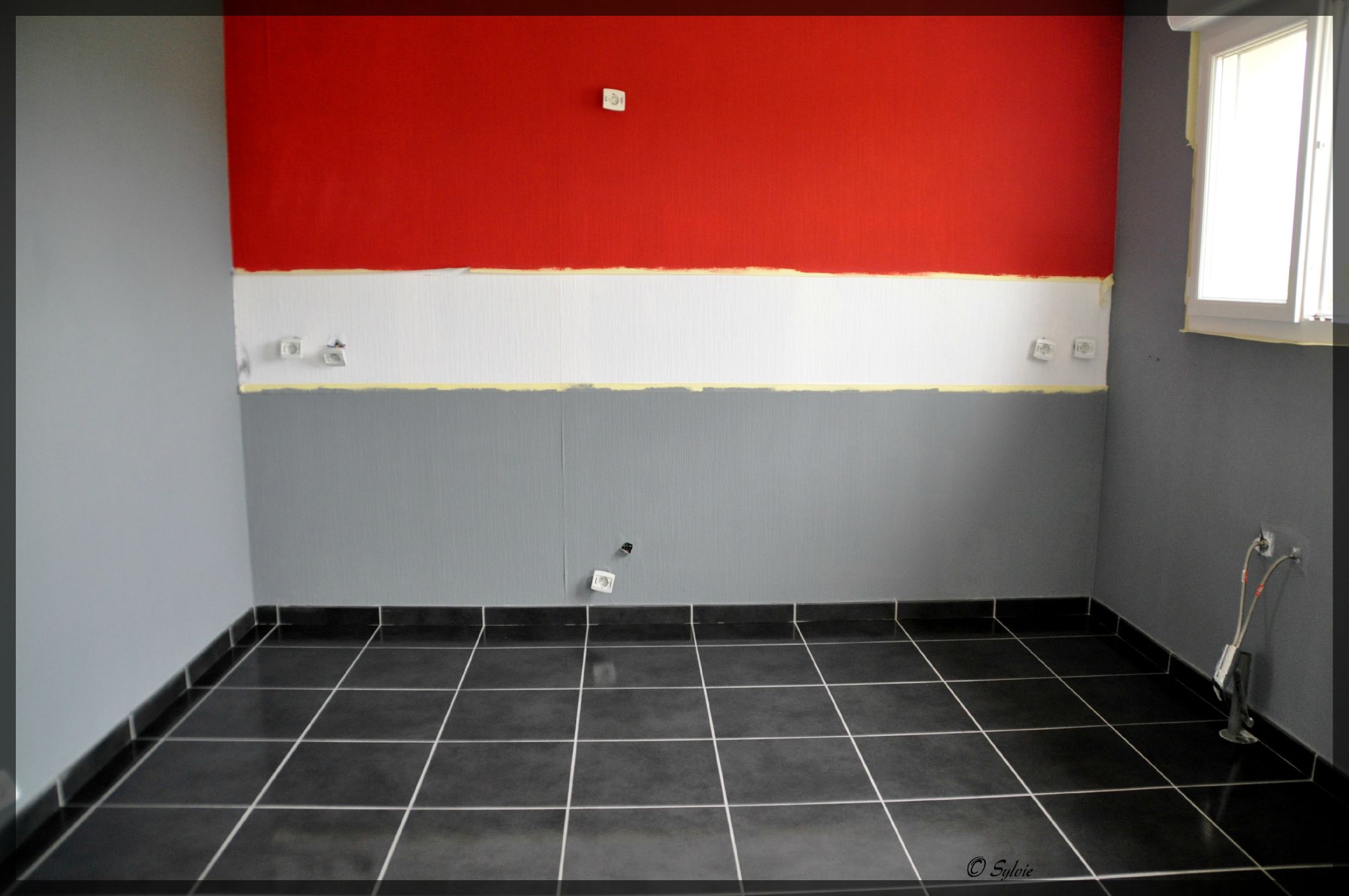 Peinture gris et rouge chambre – lombards