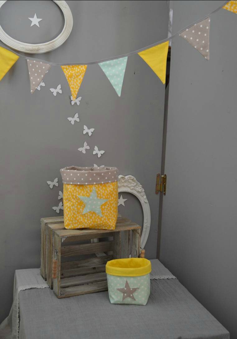 Aménagement chambre fille jaune