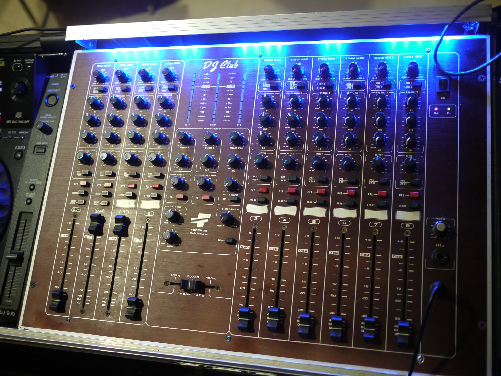 DJ LE CLUB dj le club: