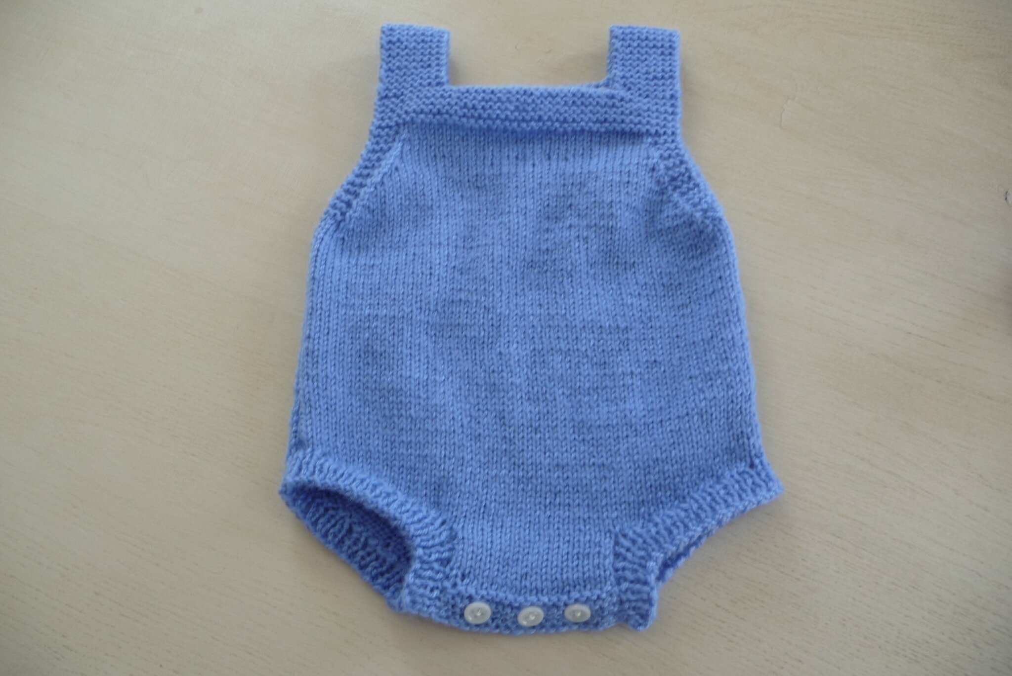 modele tricot barboteuse bebe