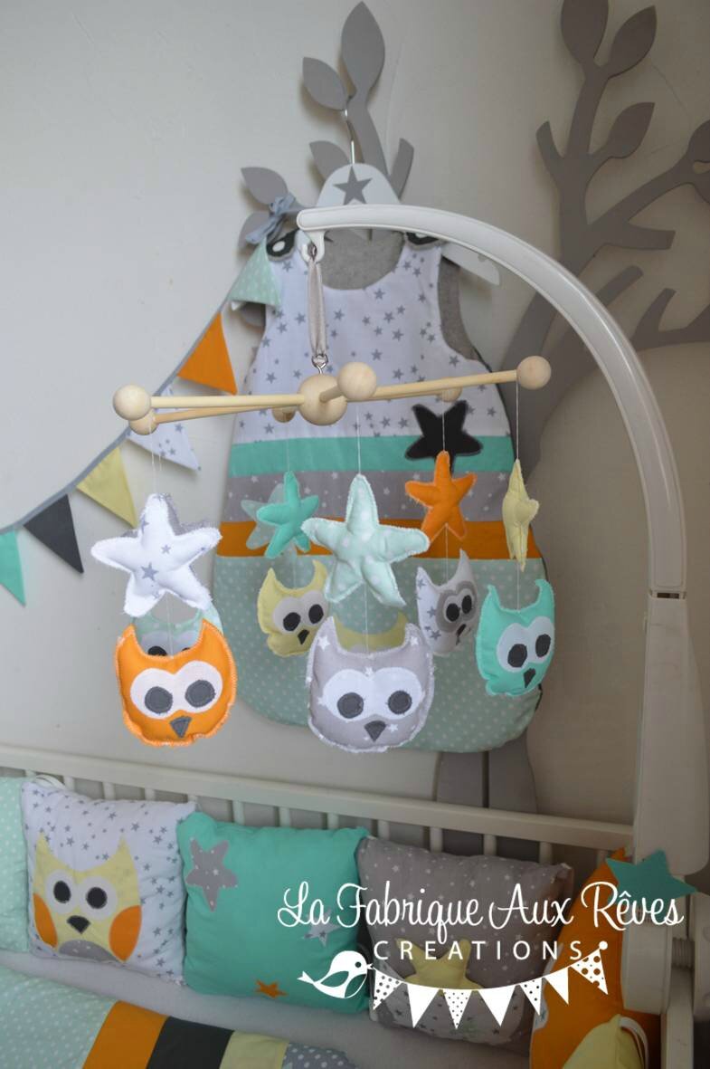 Mobile éveil bébé hibou étoiles jaune vert d'eau orange gris ...