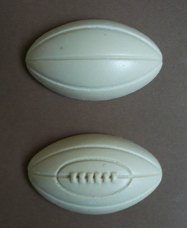 moule rugby 2 de 8 cm