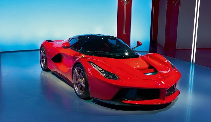 Red-Ferrari-LaFerrari-Wallpapers