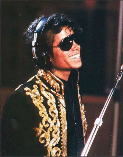 Un jour dans la vie de Michael Jackson - Page 2 86679289