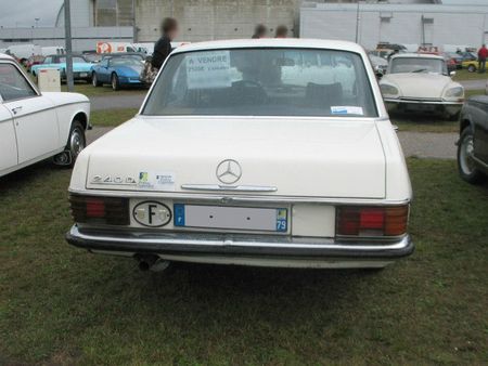 Mercedes240Dar