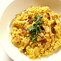 Recette de risotto à l'indienne au lait de coco curry amandes et raisin sec 