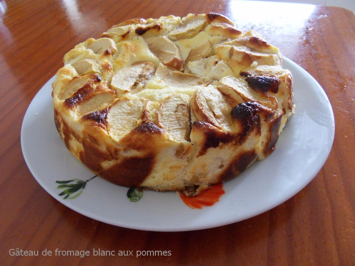 Gateau De Fromage Blanc Aux Pommes Recettes Voyageuses De Barbara