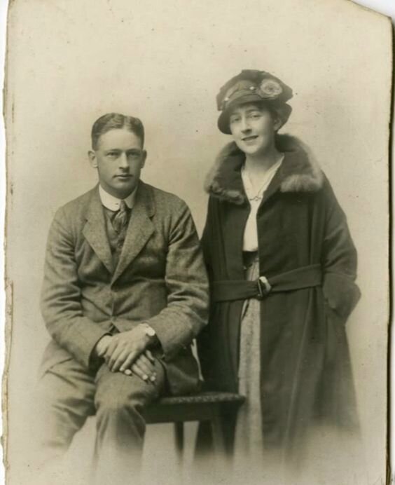 Archibald Christie et Agatha en 1914