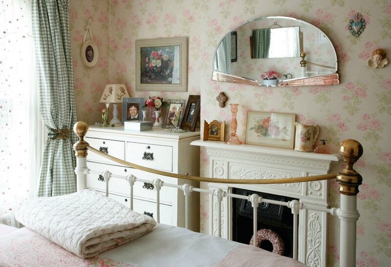 bedroom-2-1002x685