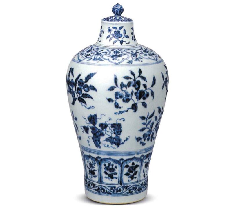 Blue and white meiping and a cover, Yongle period (1403-1425), Collection of the Palace Museum, Beijing