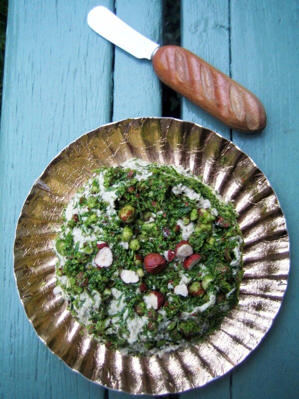 Faumage vegan aux noix de cajou ciboulette et noisette