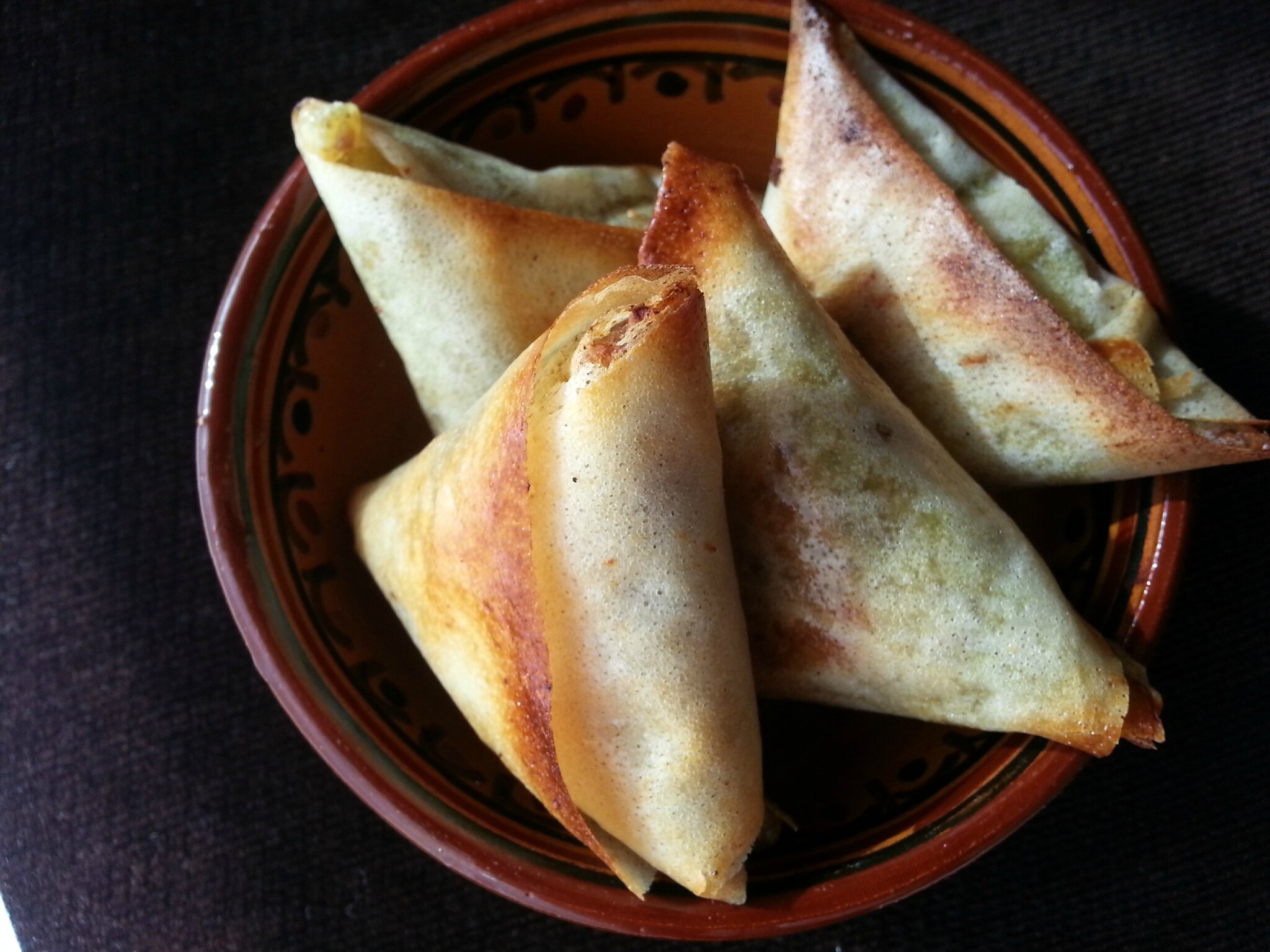 Samoussa Pomme De Terre Viande Hachée Bricks/ Samosas viande hachée et pommes de terre au garam massala -  "Bienvenue Chez Nadia"