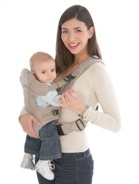 porte bébé face à la route