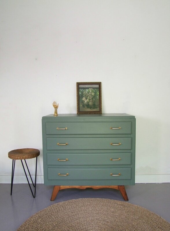 Commode vintage