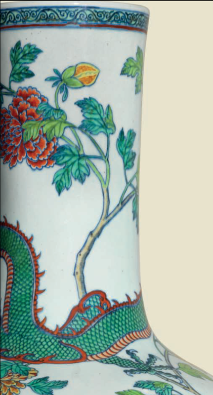 A large and impressive doucai 'Dragon and Phoenix' bottle vase, Qianlong period (1736-1795) 3