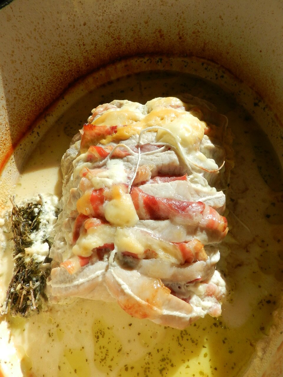 rôti de porc pancetta/fromage façon orloff c'est pas d'la tarte