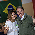 Jair bolsonaro avec 55,7 % de votes favorables remporte haut la main l'election présidentielle brésilienne de ce second tour 