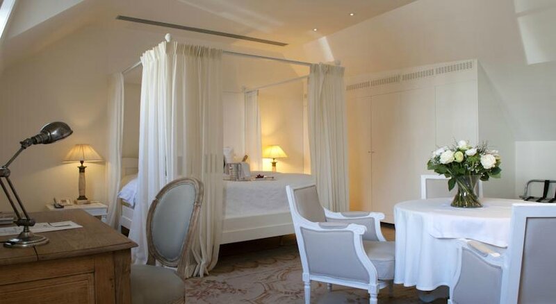 DE TUILERIEEN HOTEL (2)