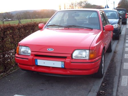 FordEscortXR3imkIVav1