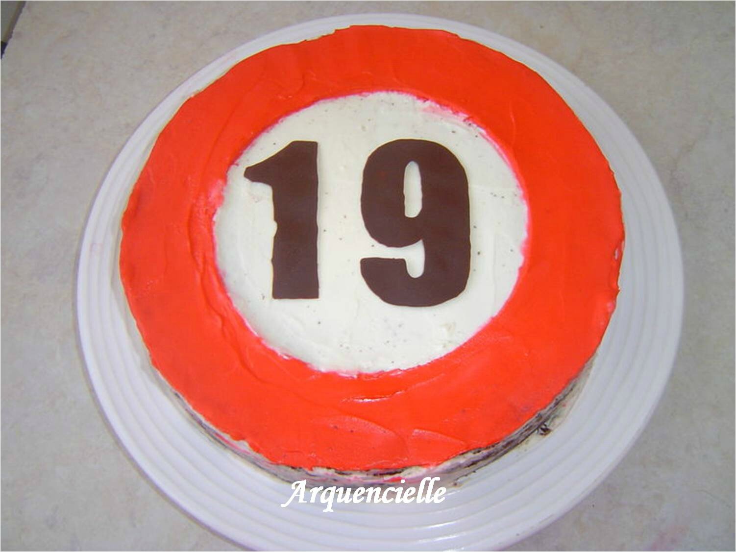 G Teau Panneau De Signalisation Permis De Conduire Et 19 Ans Photo De Cuisine Creative Version Sucre Gateaux Garcons Les Creations D Arquencielle