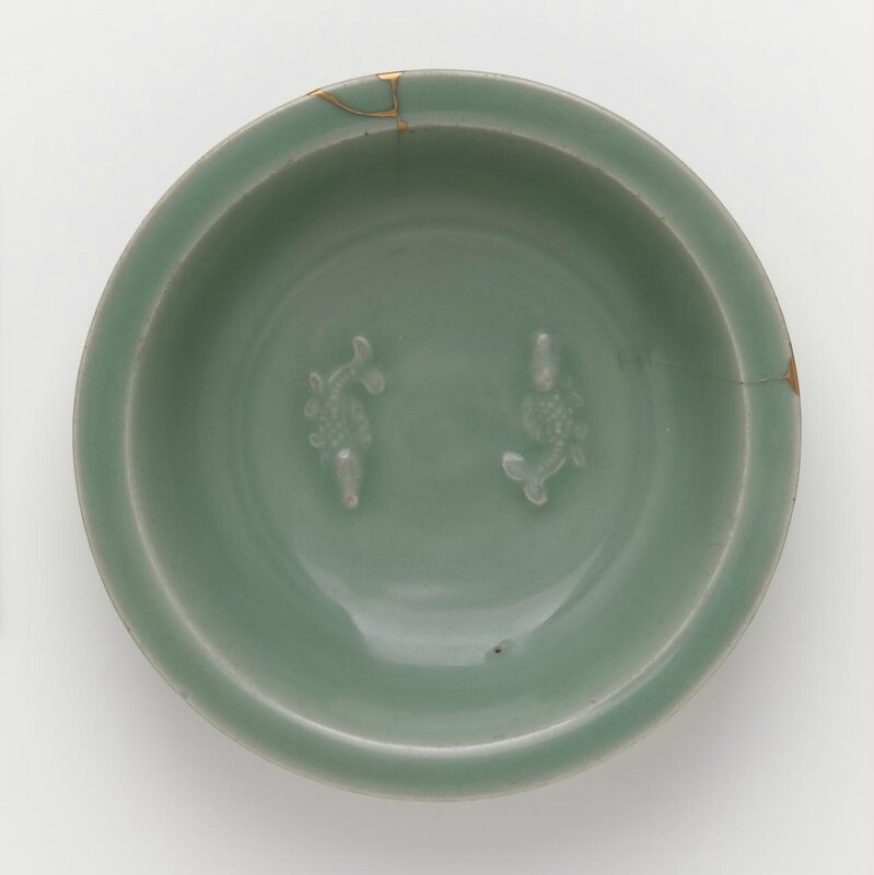 Dish, Southern Song dynasty, 1127-1279, Longquan ware 2