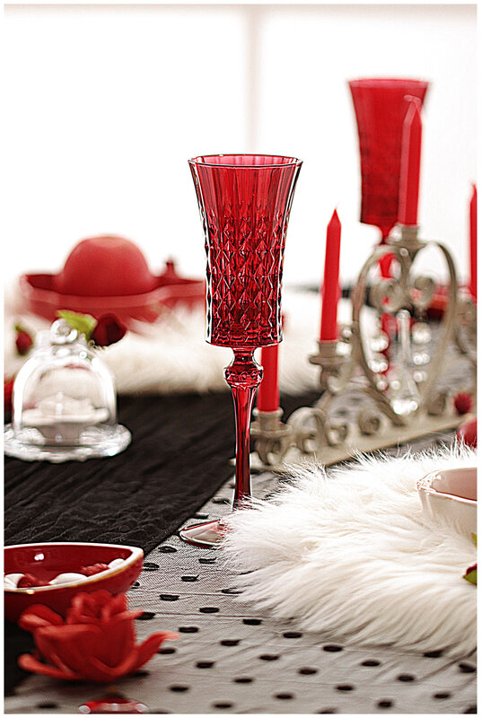 saint valentin-table-arts de la table-nicole passions- rouge-noir-rose-champagne