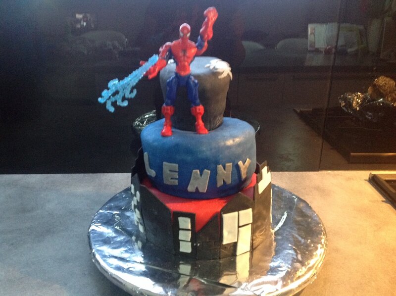 Gateau Spiderman Eve Et Ses Mix