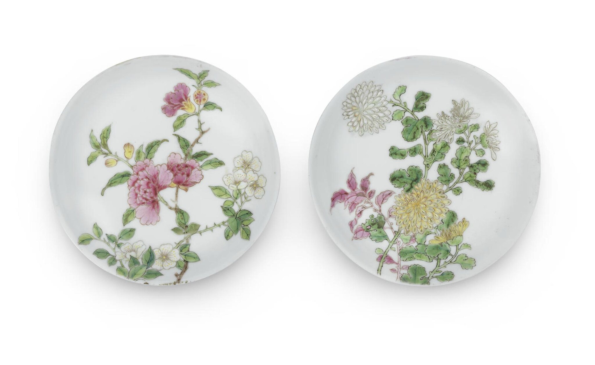 A pair of famille rose rubyback saucer dishes, Yongzheng period (17231735) Alain.R.Truong