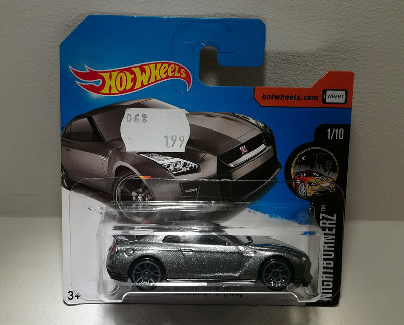 Nissan GT-R (R35) de 2017 (Hotwheels)