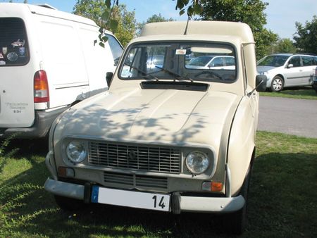 Renault4F6av