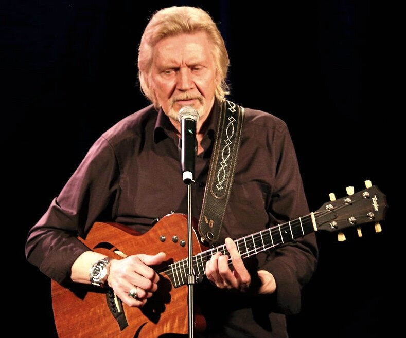 AVEC DANIEL RABIER, LES (HISTOIRES) GAULOISES NE SE FUMENT PAS. Le blog de JeanJacques THOMAS