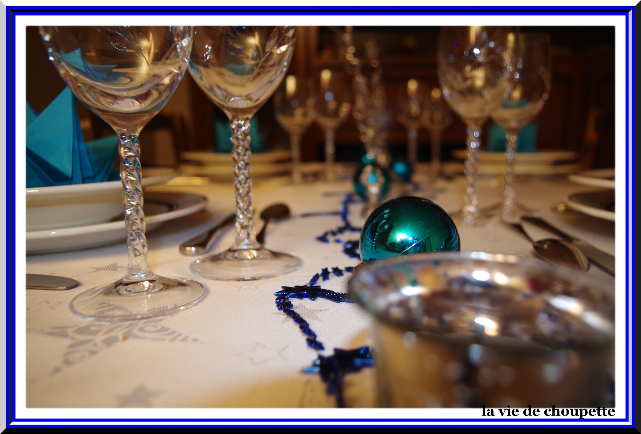 TABLE NOEL BLEU-ARGENT 2015 - Quand Choupette et Papoune cuisinent