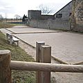 16. Son boulodrome