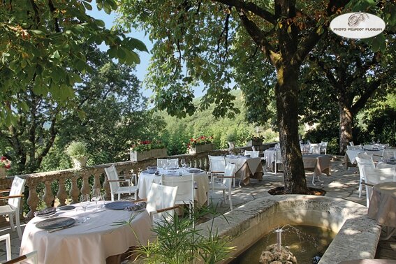 SAINT_MEDARD_restaurant_LE_GINDREAU_la-terrasse