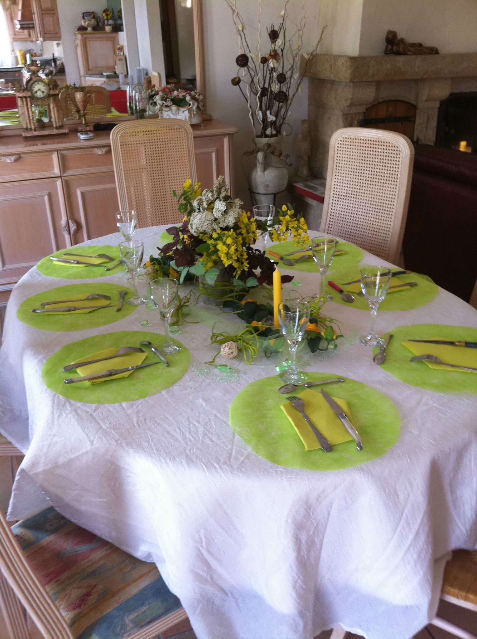 Table aux couleurs du printemps par Thierry - Décorez votre table