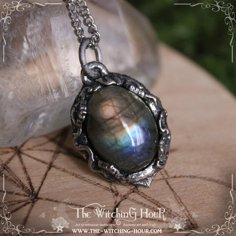 Pendentif chant de Gaia labradorite bleue et orangée 6 copie