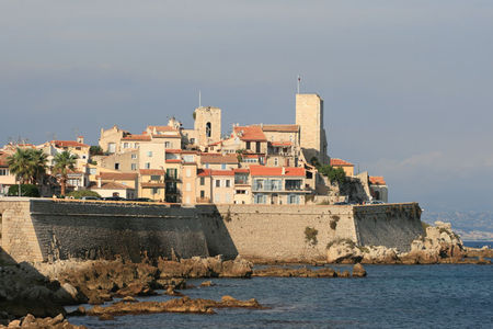 antibes_remparts