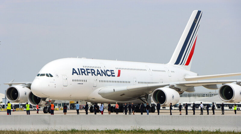 EBBDF637-A500-4EEB-B7F4-9C9E67150D3E