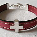 Bracelet cuir Croix (fushia)