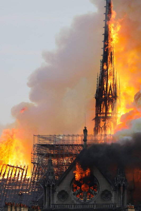 incendie-cathedrale-notre-dame-paris-avril-2019