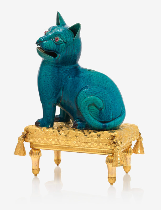 2021_CKS_20660_0010_003(a_louis_xv_ormolu-mounted_chinese_turquoise-glazed_porcelain_cat_the_p_d6328915042456)