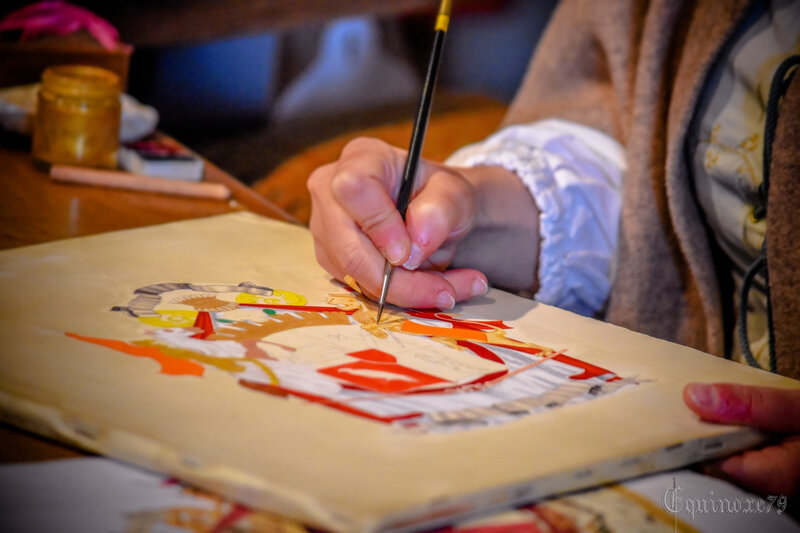 Claire Biteau-Guillemain, dont l’atelier se trouve au Puy-du-Fou, est devenue meilleure ouvrier de France, dans la catégorie enluminure