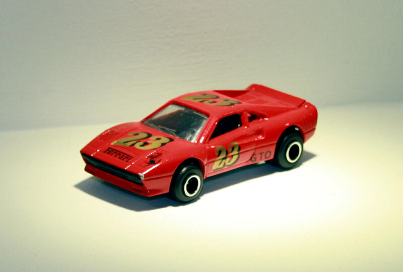 Ferrari GTO (Majorette) 01