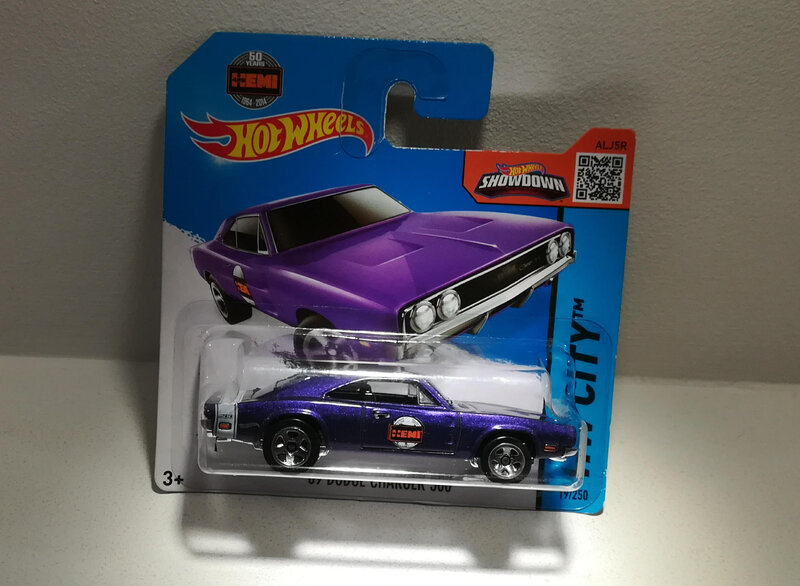 Dodge Charger 500 de 1969 (Hotwheels)