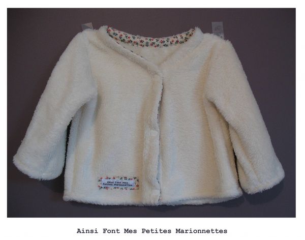 gilet beige moumoute blanc 1