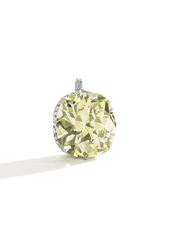 Fancy Yellow Diamond, 51